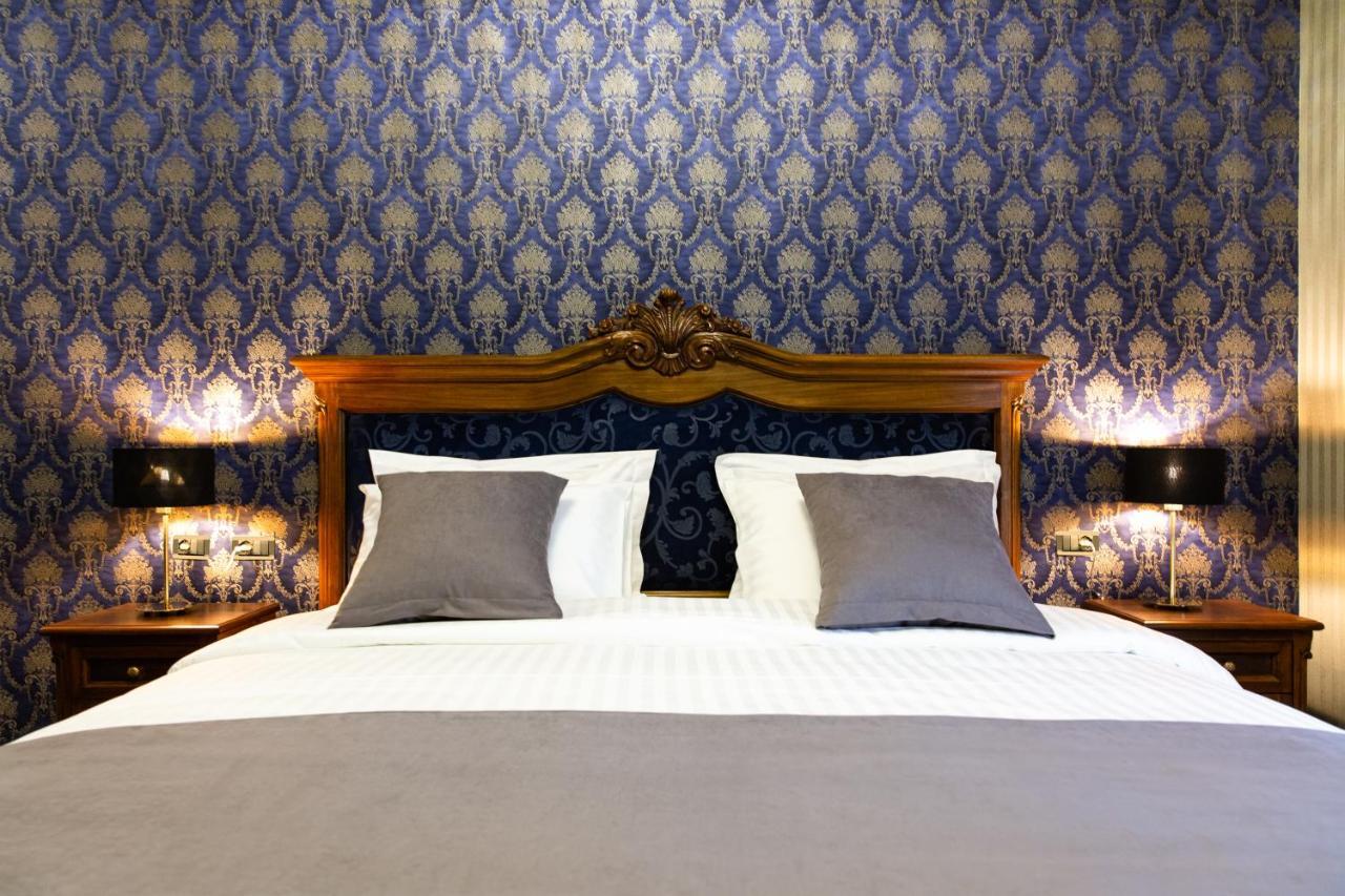 Envy Hotel Durres Bagian luar foto