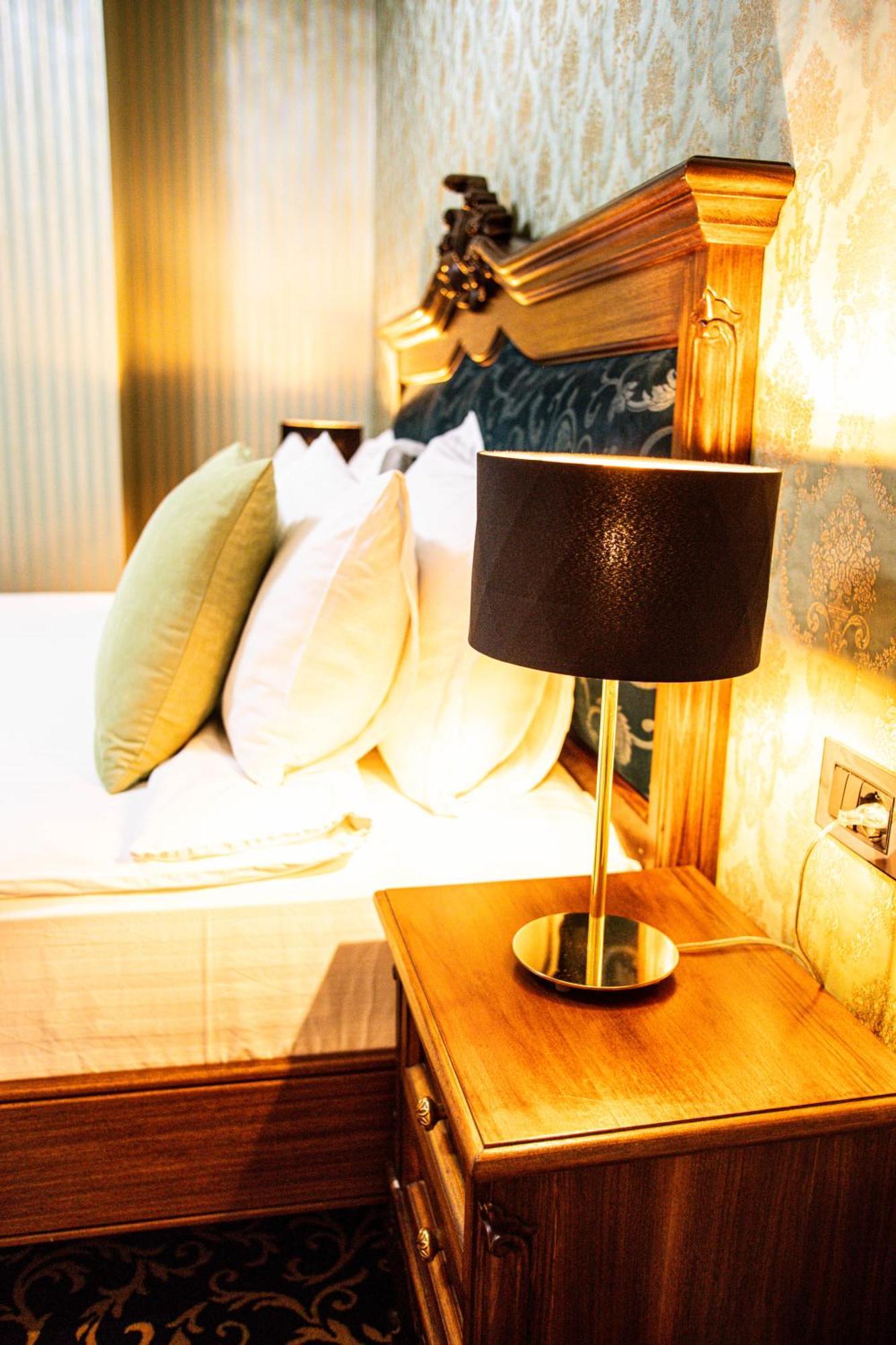 Envy Hotel Durres Bagian luar foto