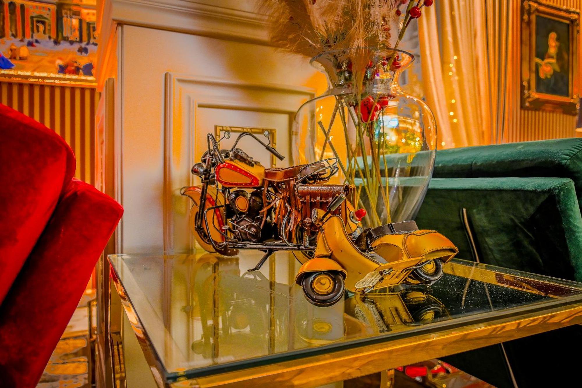 Envy Hotel Durres Bagian luar foto