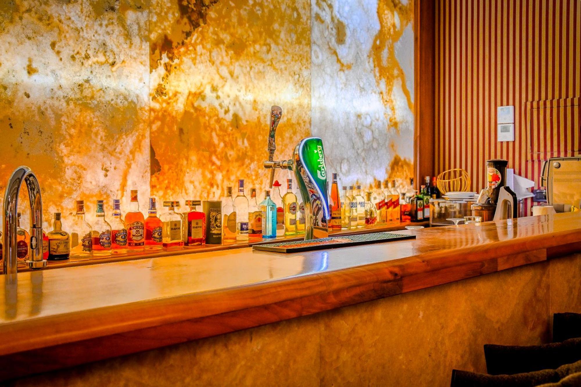 Envy Hotel Durres Bagian luar foto